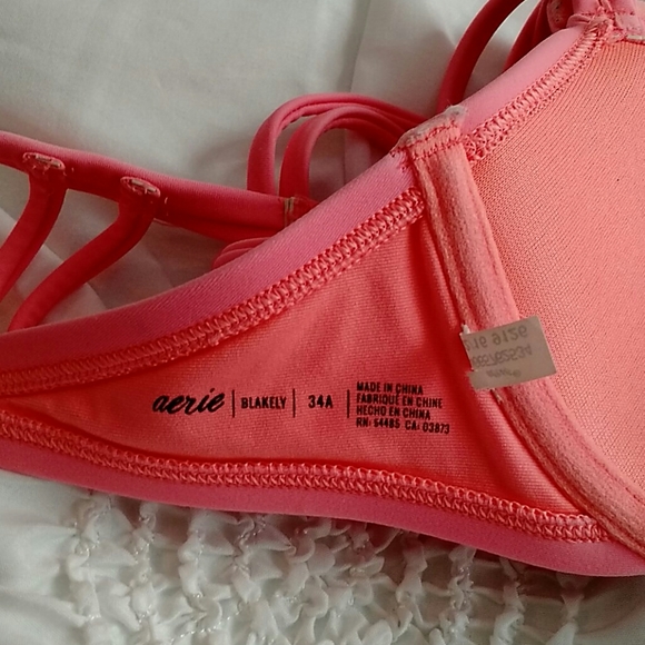 Like New Aerie Blakely Front Close Bikini Top - Picture 3 of 6